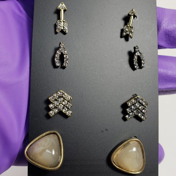 2/$30 Forever 21 Set of 6 Design Gold-tone Crystal Stud Earrings, Women Jewelry - Picture 5 of 8